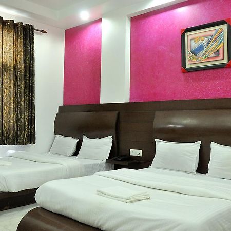 Adb Rooms Hotel Indo Continental New Delhi Exterior photo