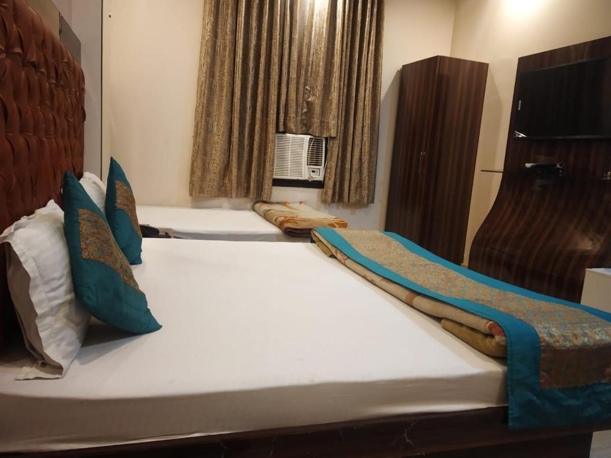 Adb Rooms Hotel Indo Continental New Delhi Exterior photo