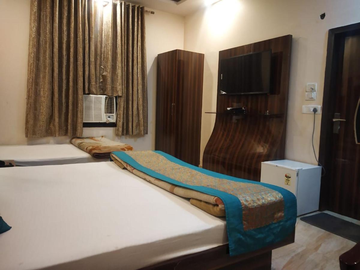 Adb Rooms Hotel Indo Continental New Delhi Exterior photo