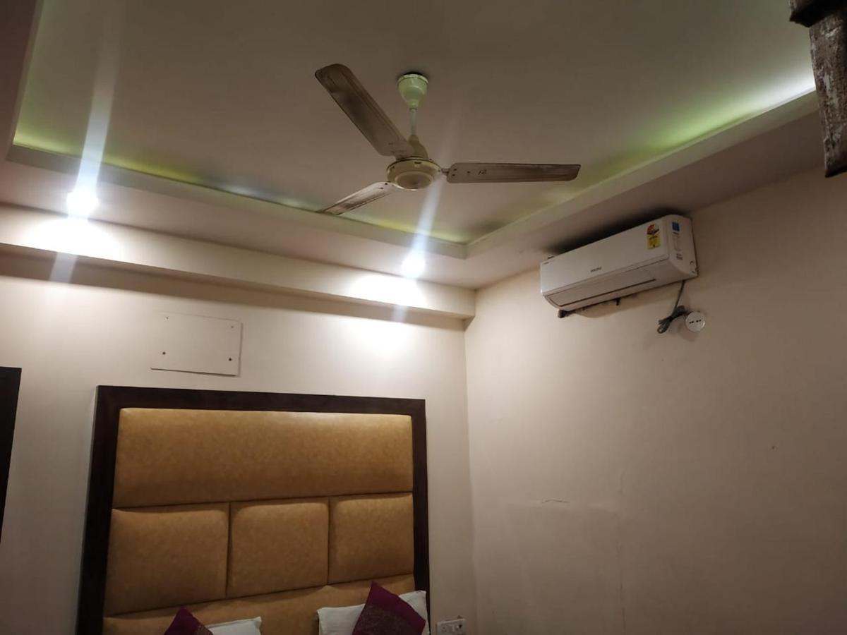 Adb Rooms Hotel Indo Continental New Delhi Exterior photo